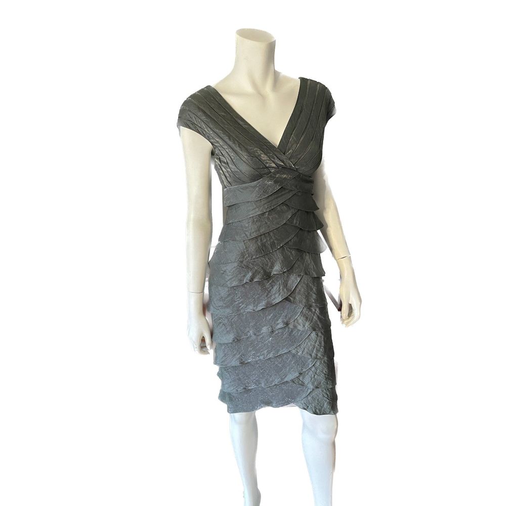 CACHE NWOT Metallic Silver Shutter Pleat Sheath Dress, Size 2